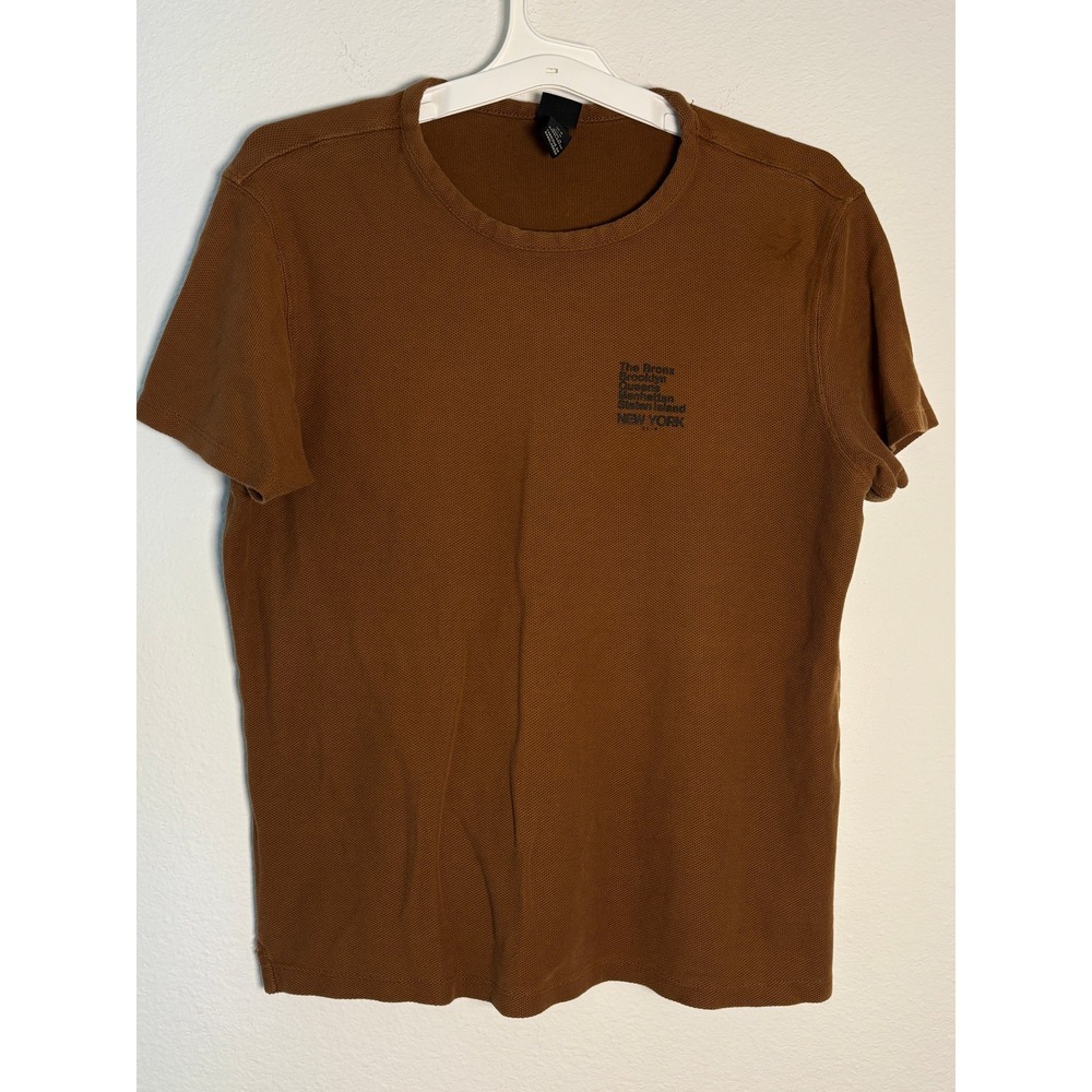 H&M New York City Boroughs Graphic T-Shirt Mens Medium Brown Waffle‎ Knit Tee